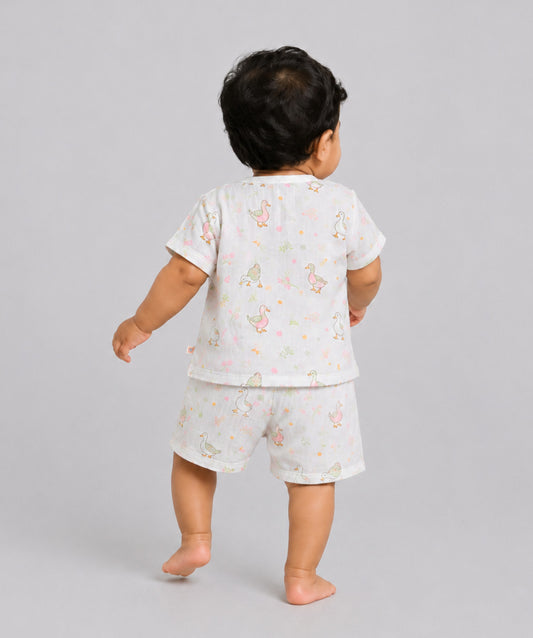 Lime Cream Runner Duck White Base Muslin Jabla Shorts Set Half Sleeve