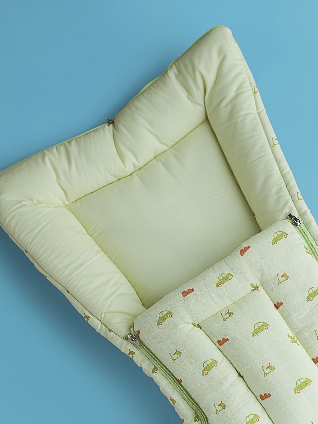 Aloe Wash Vespa Muslin Baby Carrier Nest