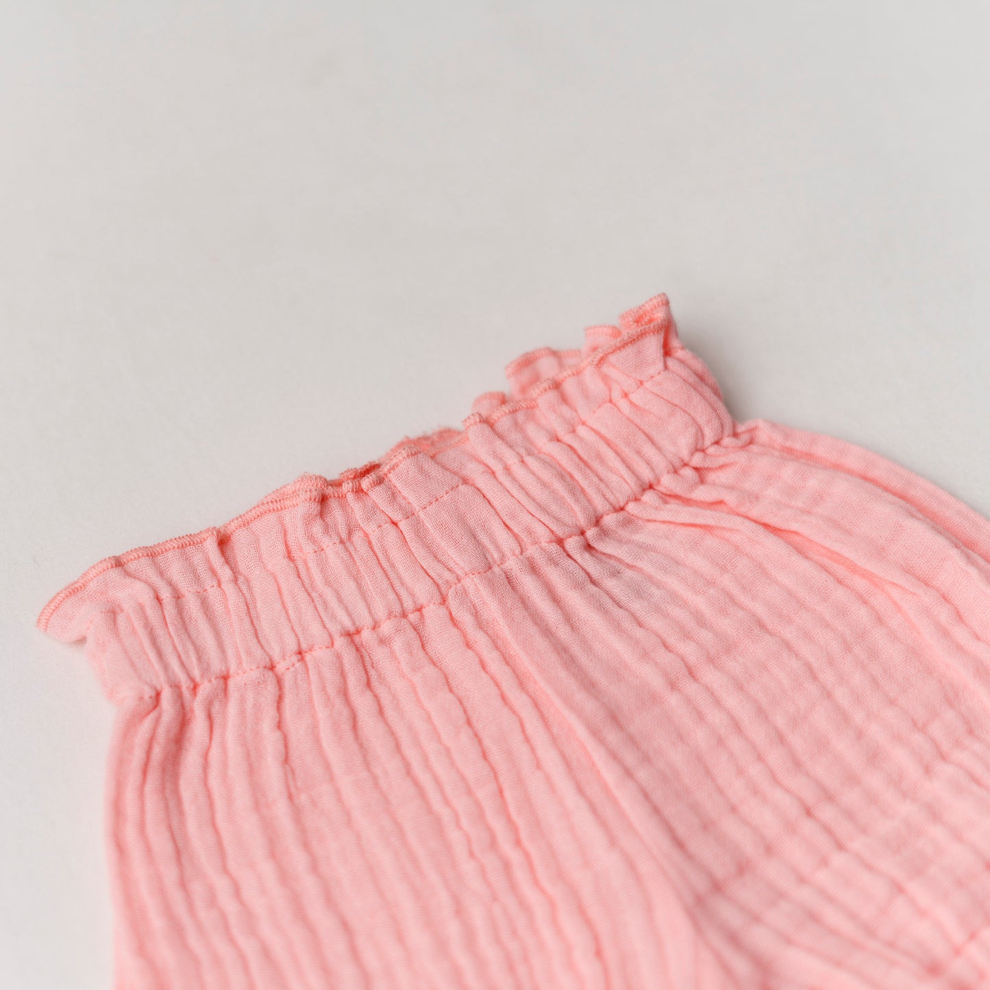 FIRSTIN Muslin Bubble Crinkle Bloomers - Flamingo Pink