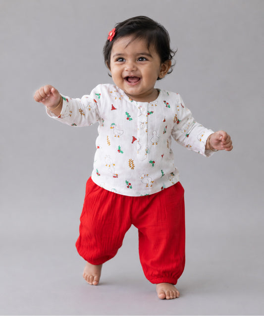 Muslin Pyjama Patiala Set - Santa Duck