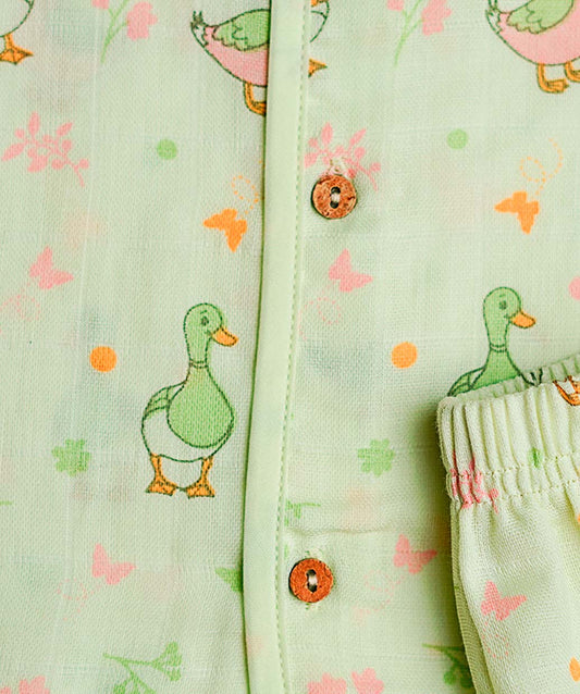 FIRSTIN Lime Cream Runner Duck Muslin Jablas Shorts Set Sleeveless